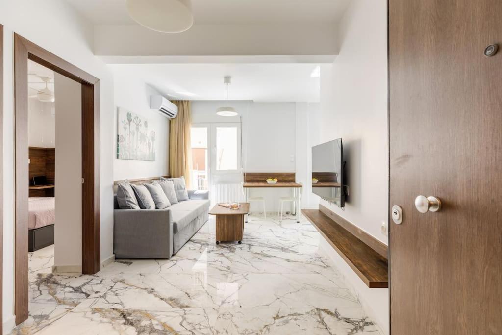 Thess1home Delfon * Salonic